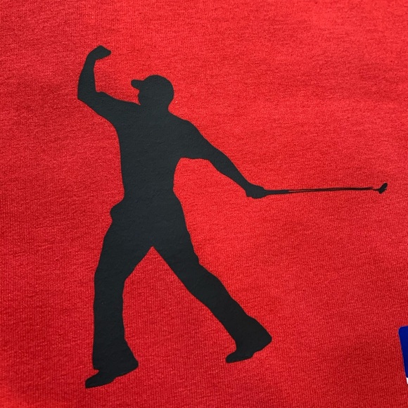Tiger Woods Fist Pump Logo T-Shirt Size Medium - Picture 2 of 4